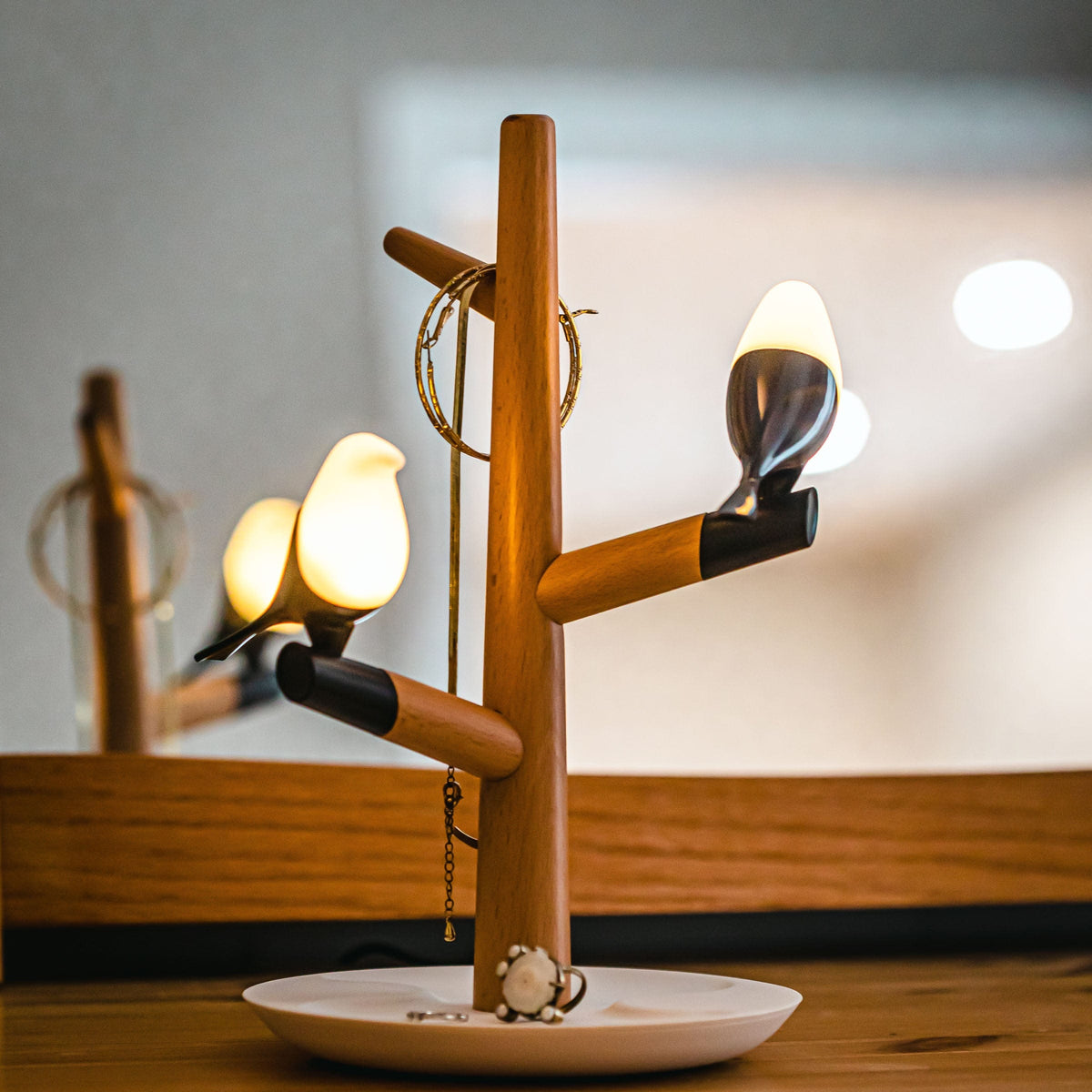 Bird's Eye Lamp (Wireless Charging)